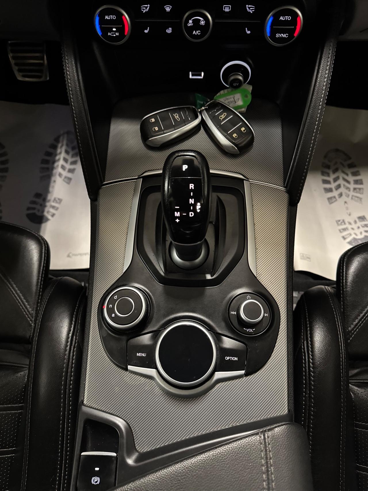 Alfa Romeo Stelvio 2.2 Turbodiesel 210 CV AT8 Q4 Super