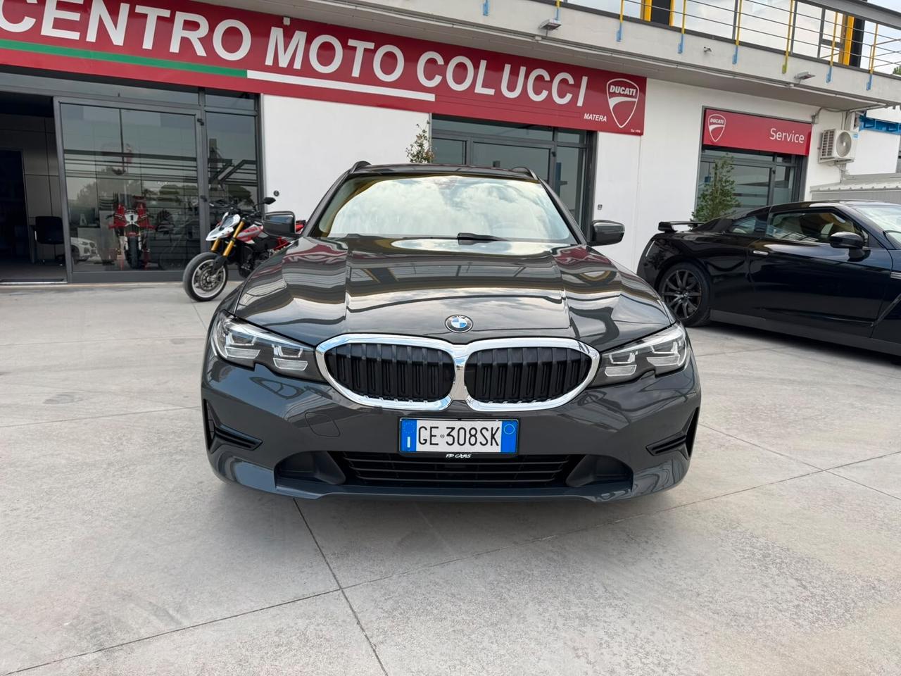 Bmw 320d 48V Touring Sport Condizioni da Vetrina