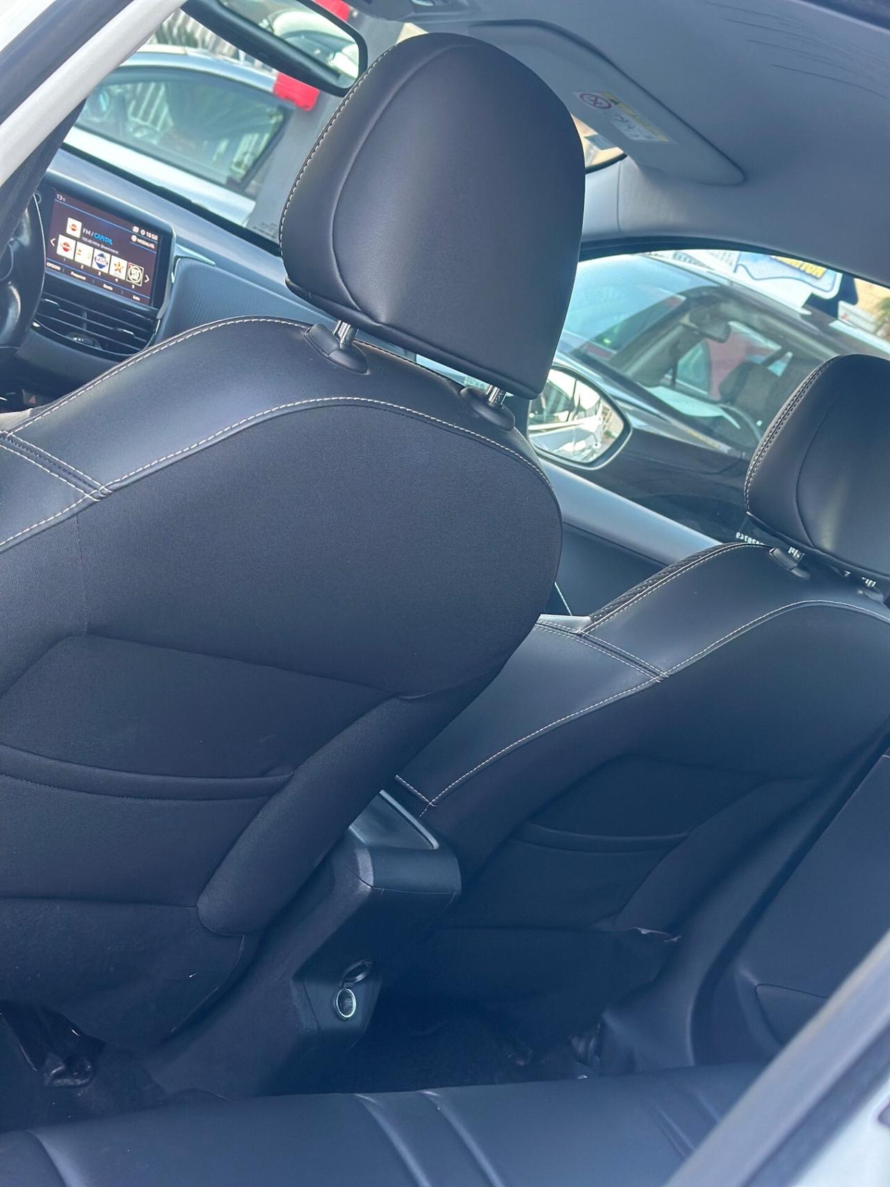 Peugeot 2008 1.6 DIESEL 120 CV 2017 - VERS. ALLURE