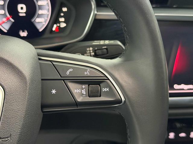 AUDI Q3 35 TDI quattro S tronic Business Advanced