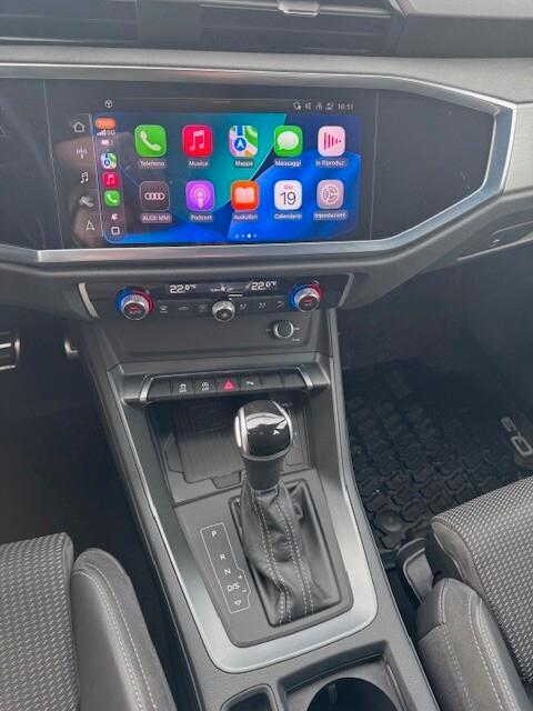 Audi Q3 40 2.0 tdi S line Quattro 200cv S-tronic
