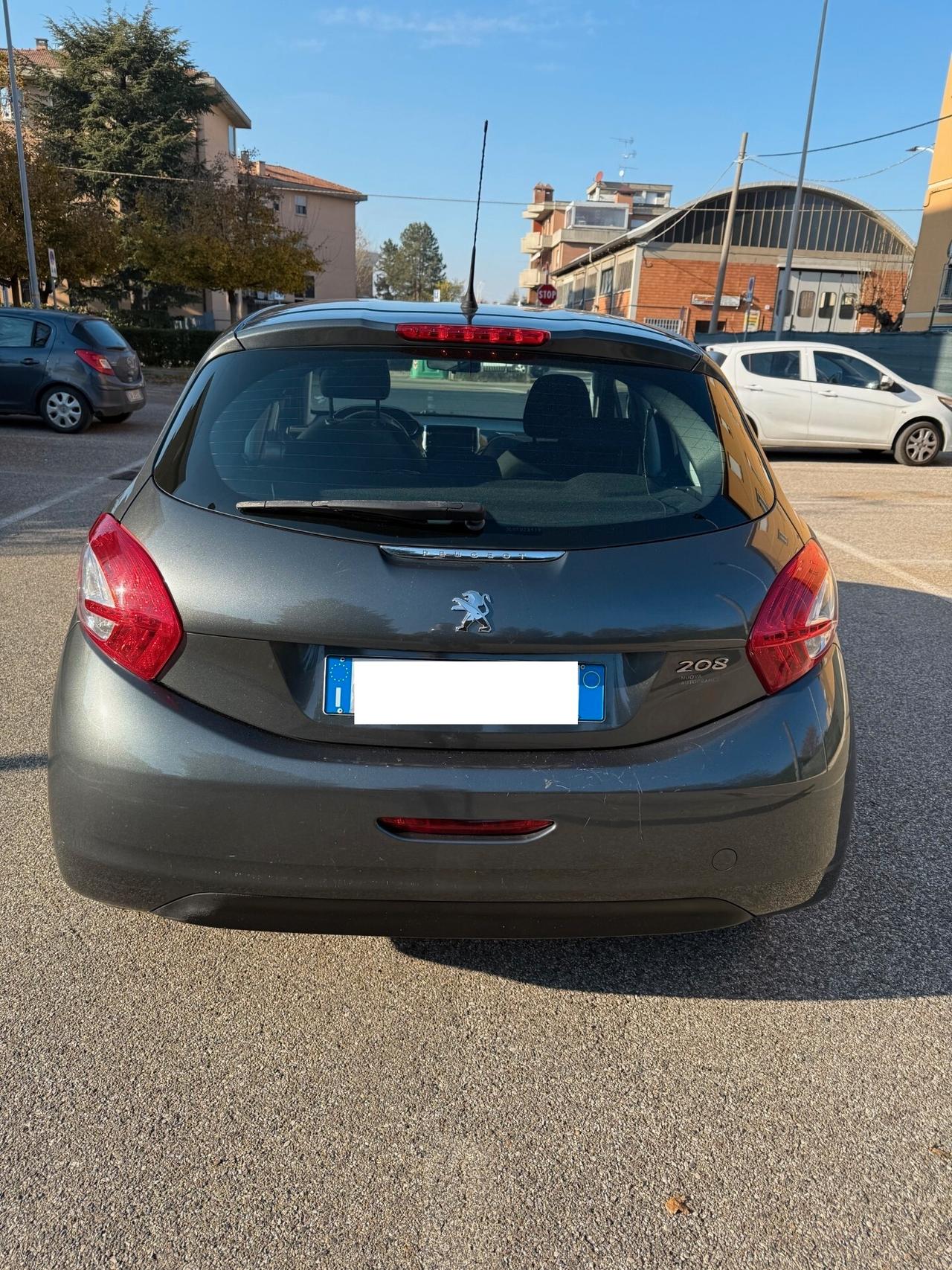 Peugeot 208 1.4 HDI - NEOPATENTATI - 12 MESI DI GARANZIA -