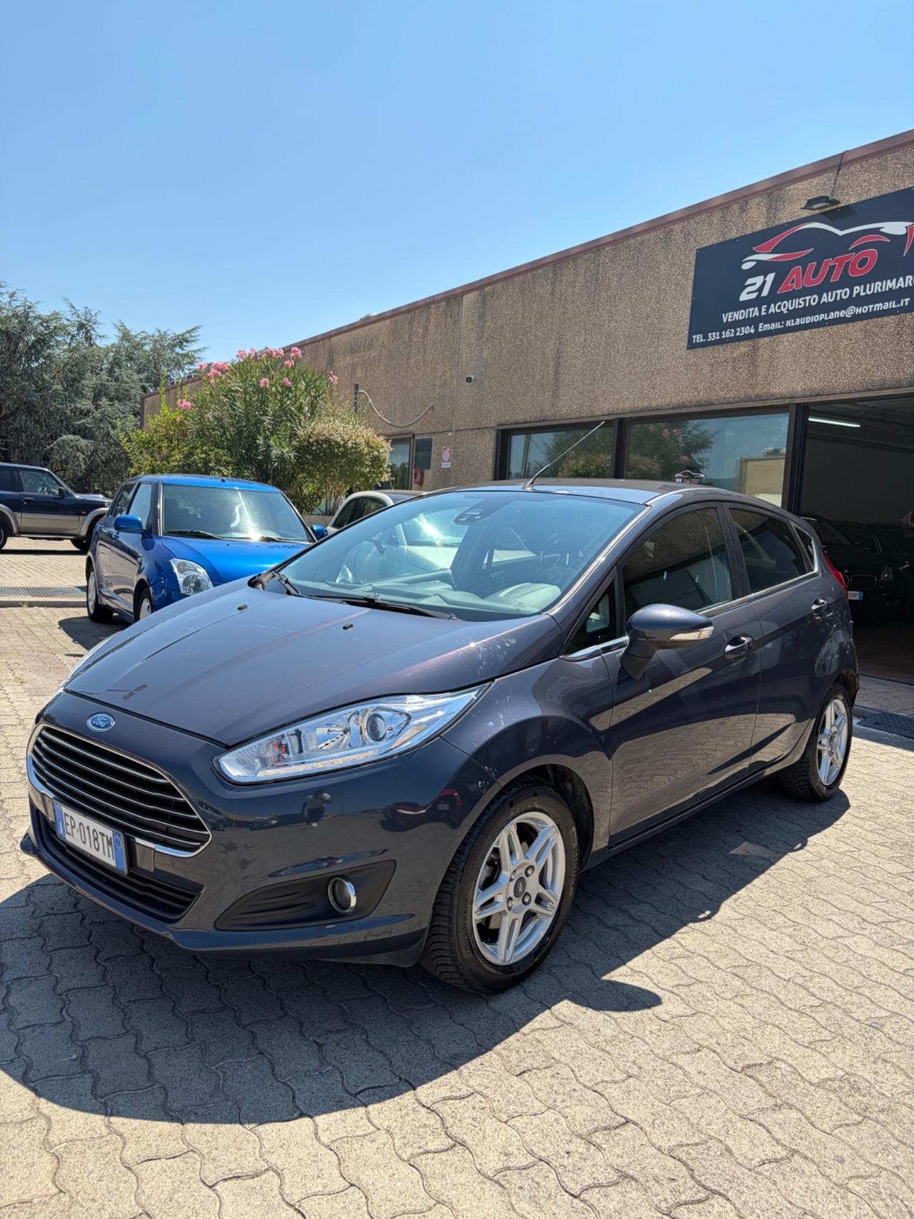 Ford Fiesta 1.4 TDCi 70CV 5 porte Titanium