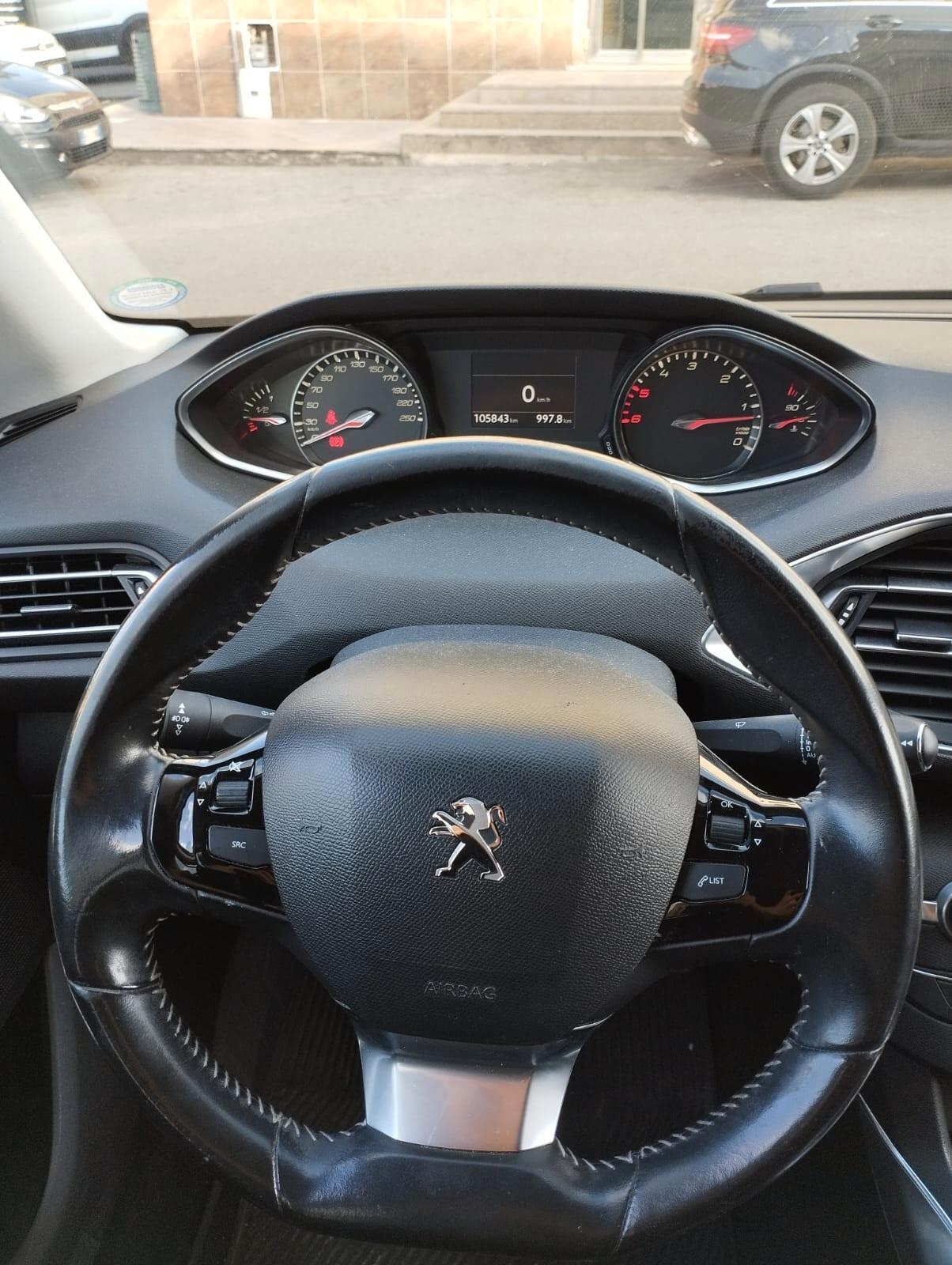 Peugeot 308 BlueHDi 120 S&S Allure