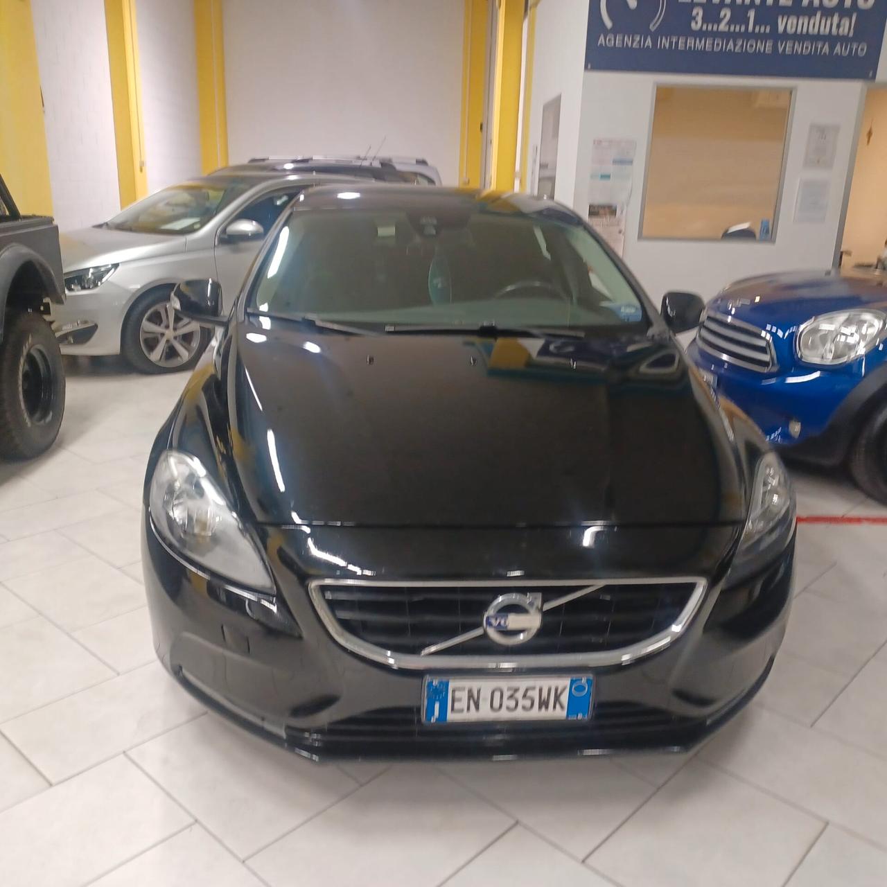 MOTORE E CAMBIO SOSTITUITI VOLVO V40 1.6 TDI NEOPAT