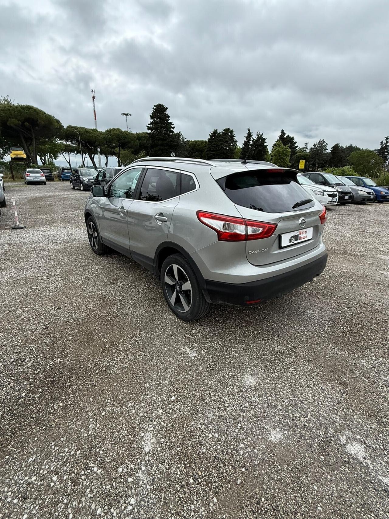 Nissan Qashqai 1.5 dCi DPF Tekna