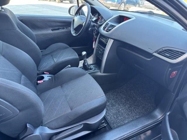Peugeot 207 3p 1.4 hdi XS