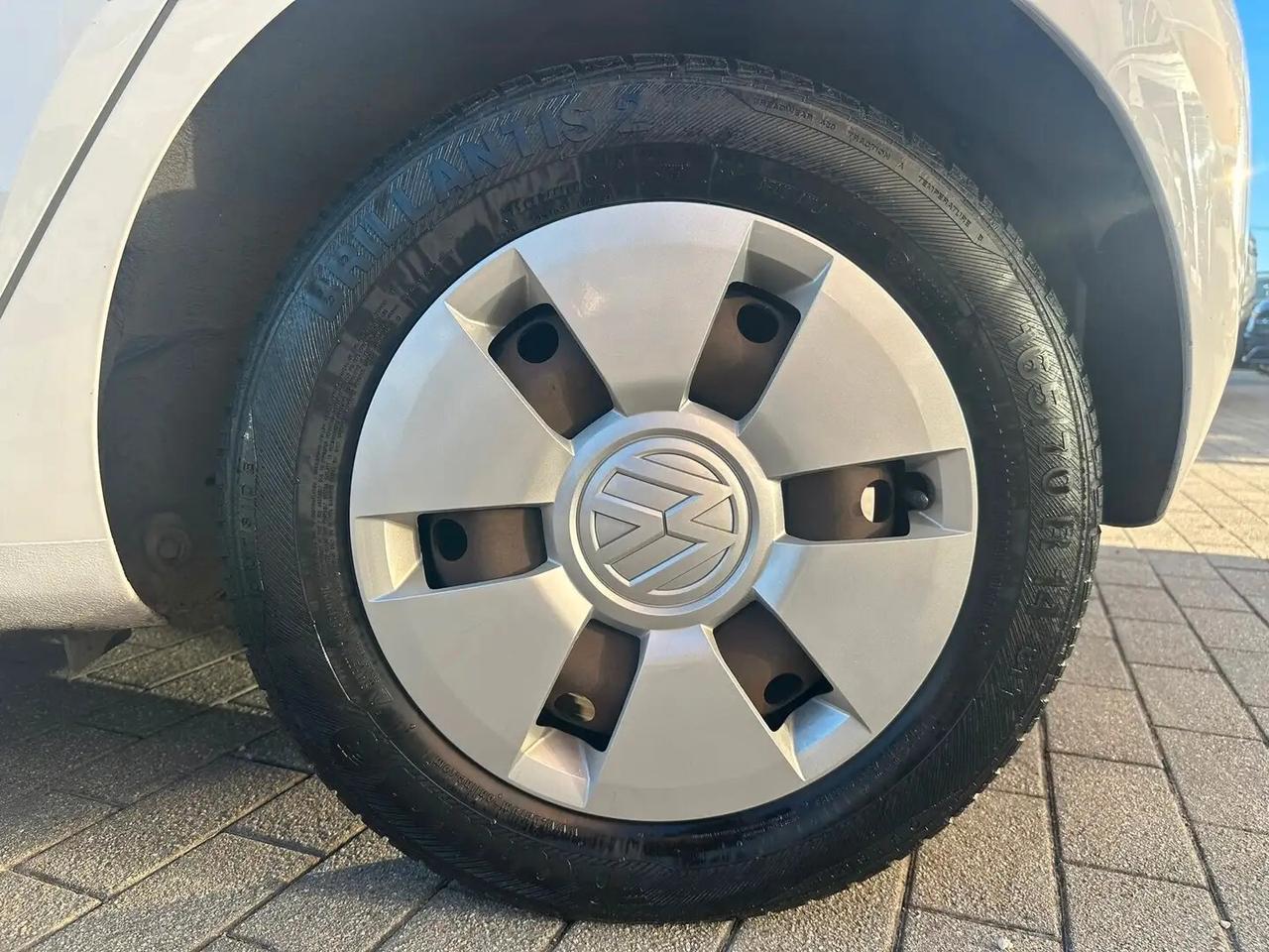 Volkswagen up! 1.0 5p. move