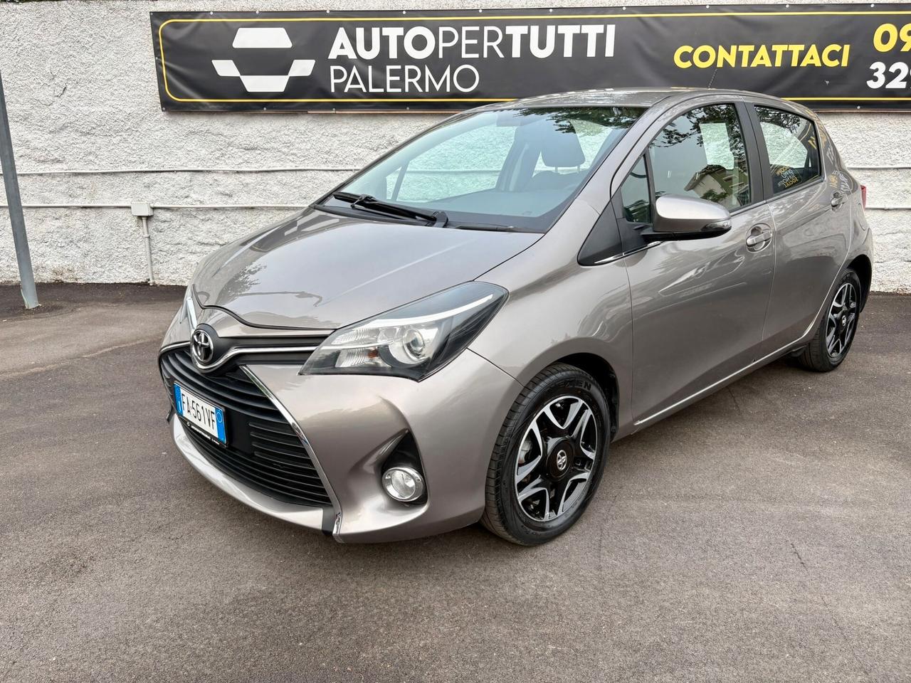 Toyota Yaris 1.0 5 porte Lounge
