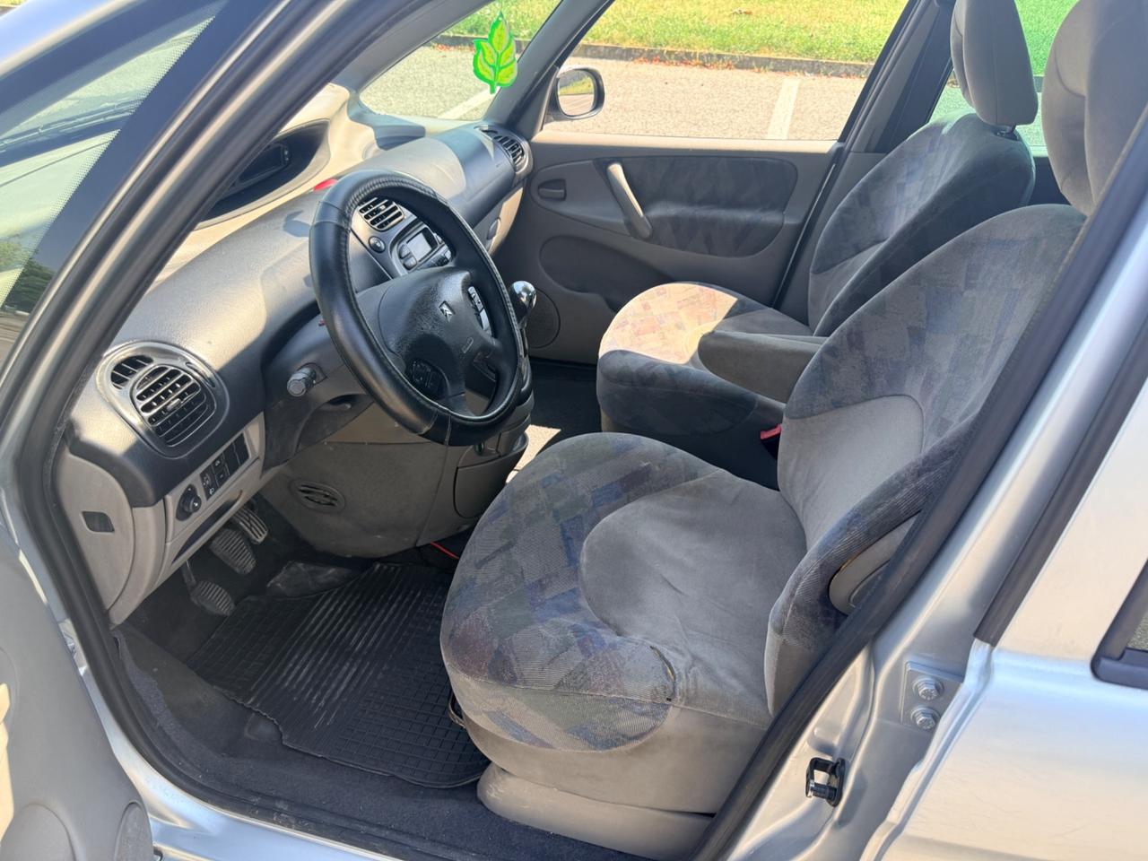 Citroen Xsara Picasso 1.6i 16V cat 5 porte SX