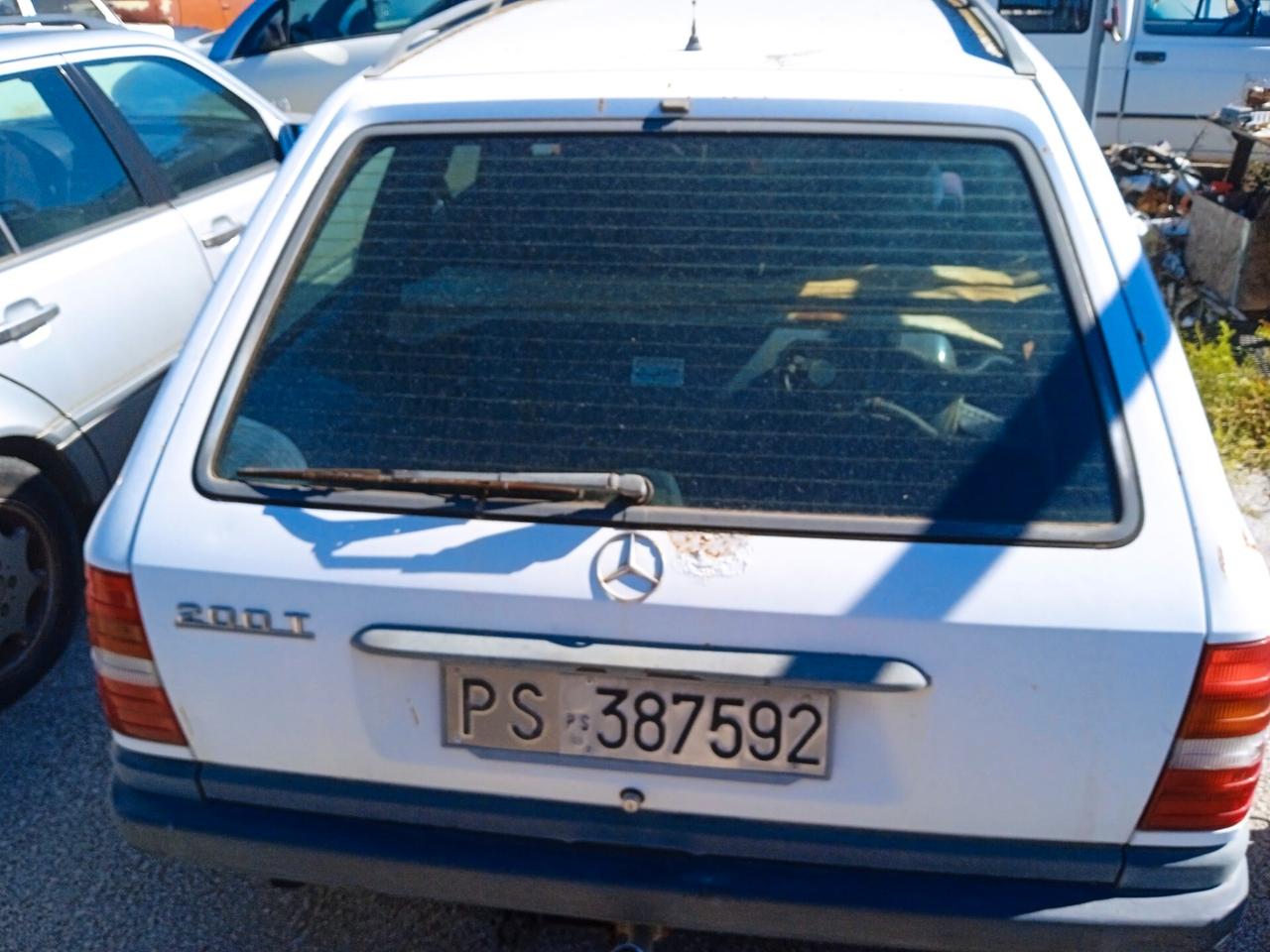 Mercedes-benz 300 200 T Station Wagon 1986 38 anni