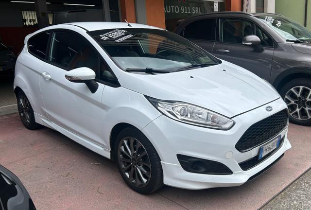 FORD Fiesta 1.5 TDCi 75CV 3 porte ST-Line