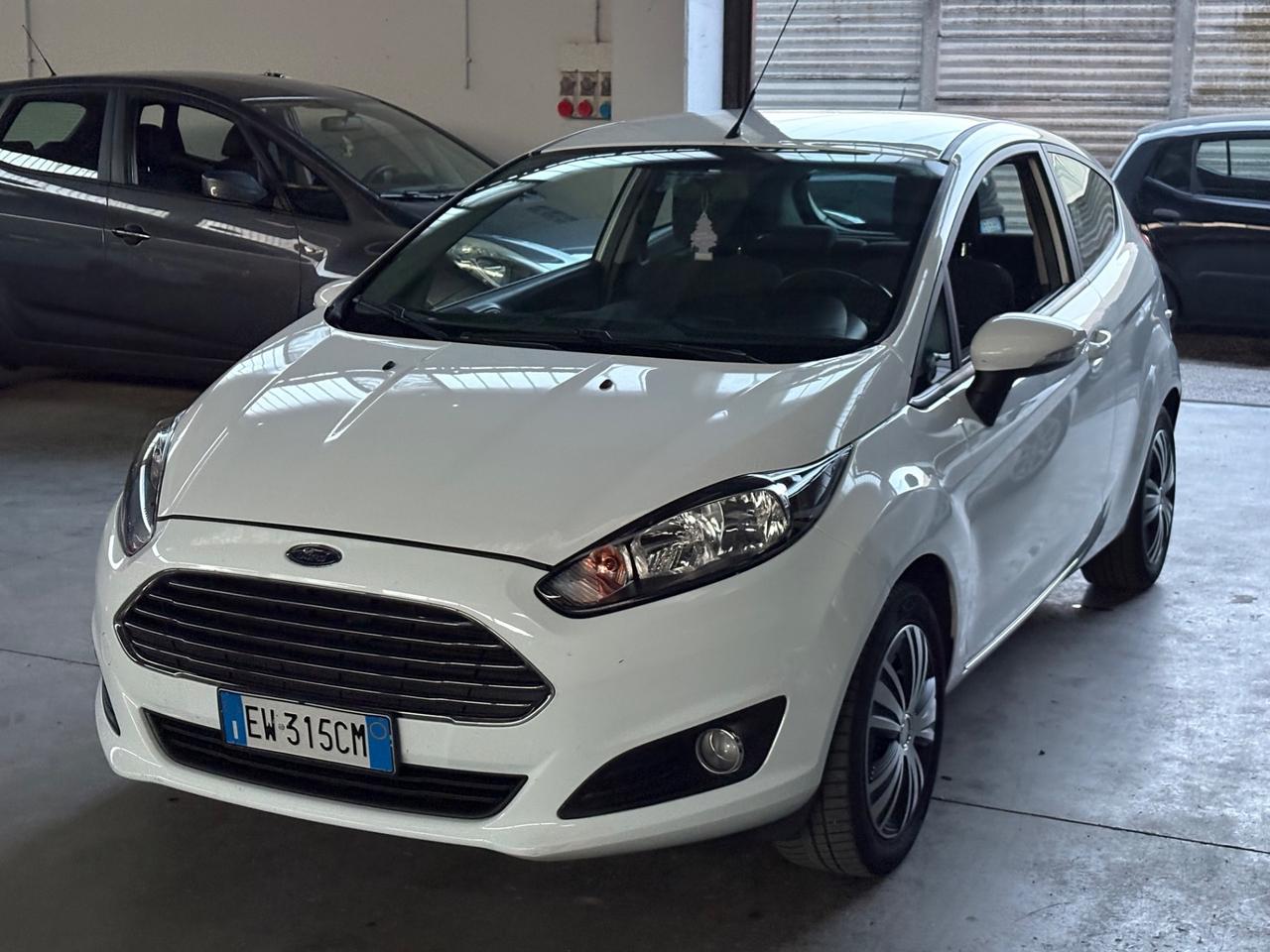 Ford Fiesta 1.2 60CV 5 porte Titanium
