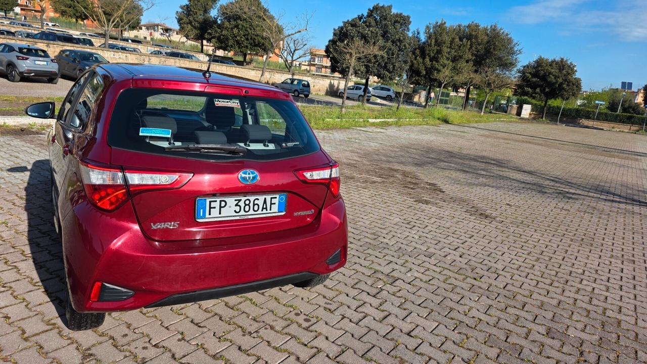 Toyota Yaris 1.5 Hybrid 5p Trend