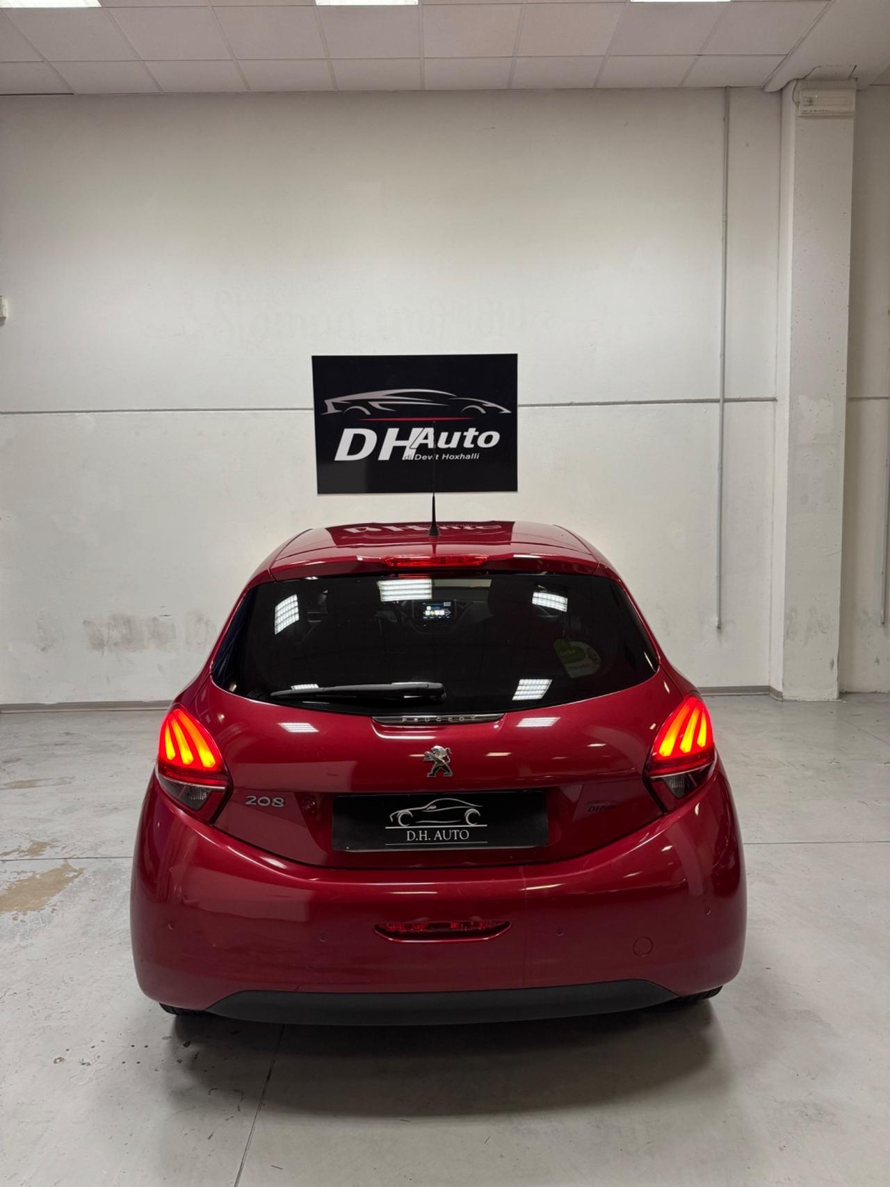 Peugeot 208 PureTech 82 5 porte Allure