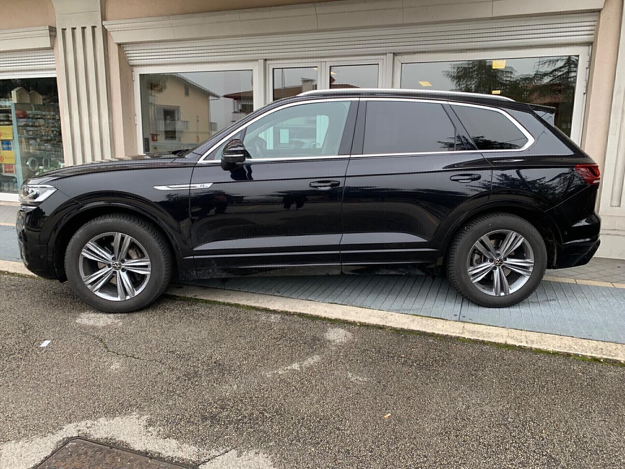 VOLKSWAGEN TOUAREG 3.0 V6 TDI 231 CV 4MOTION R-LINE