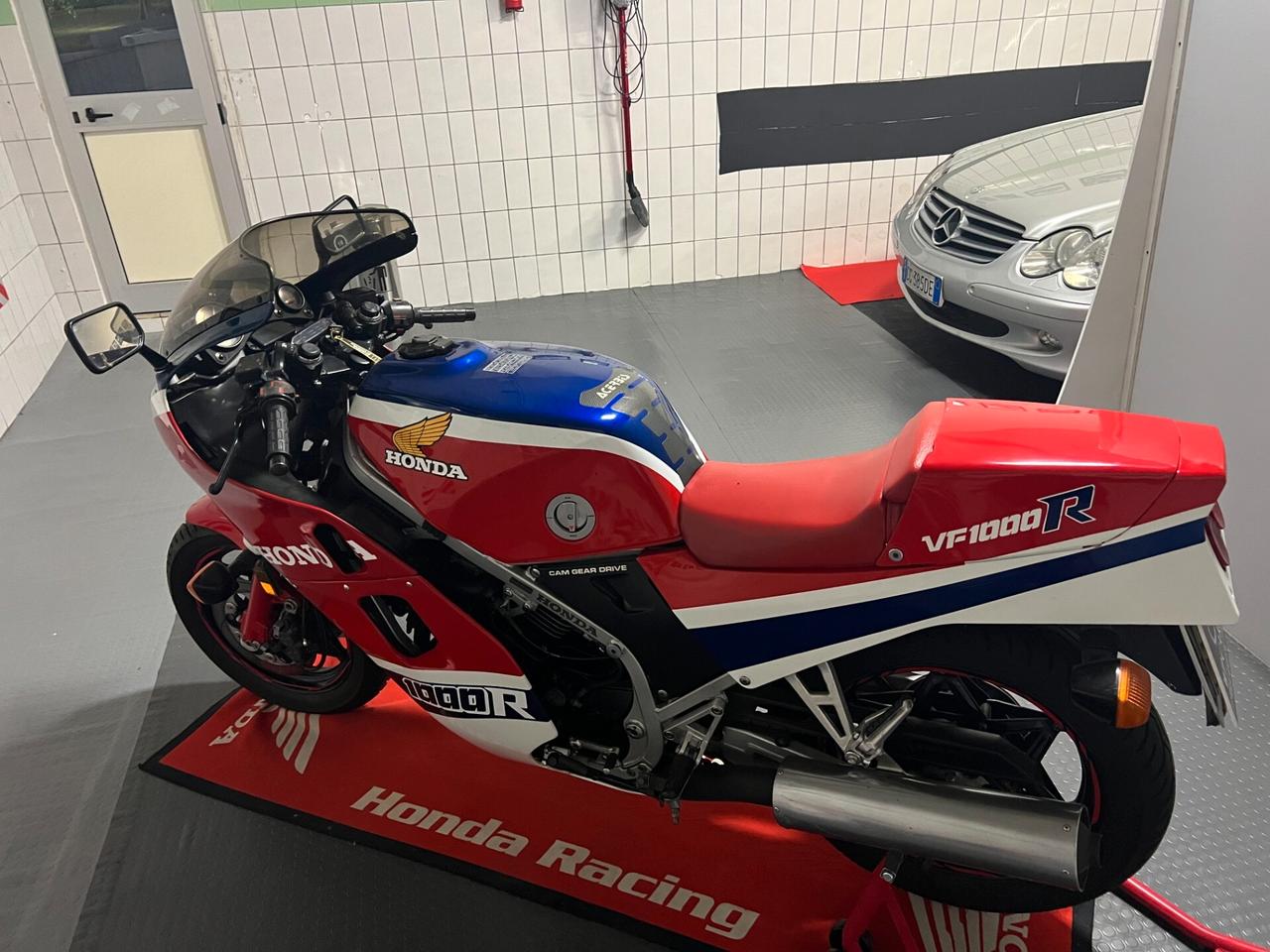 Honda VFR 1000 Sport