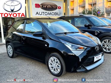 TOYOTA Aygo Connect 1.0 VVT-i 72 CV 5p. x-cool NEO PATENTATI