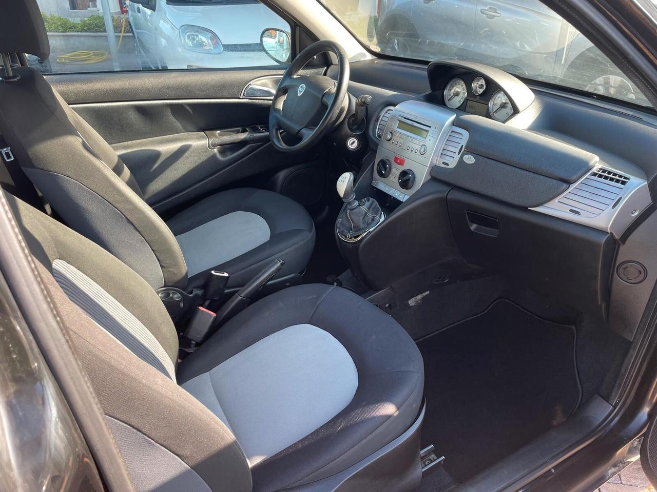 Lancia Ypsilon 1.2