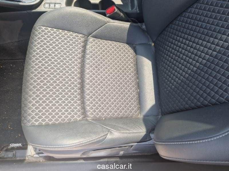 Toyota Yaris 1.5 Hybrid 5 porte Lounge 3 ANNI DI GARANZIA KM ILLIMITATI PARI ALLA NUOVA