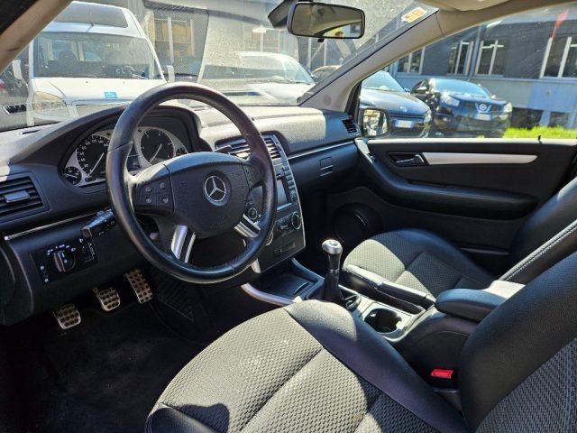 MERCEDES-BENZ B 200 CDI Premium