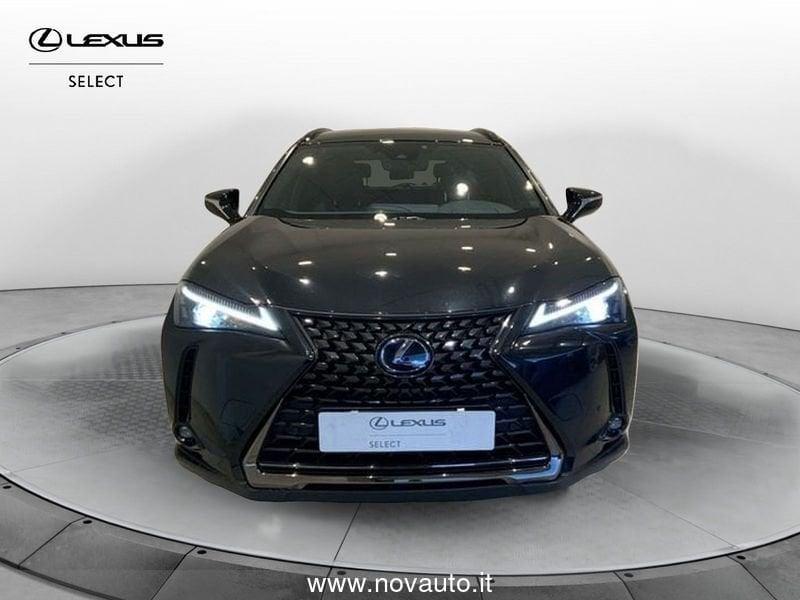 Lexus UX Hybrid Midnight Edition