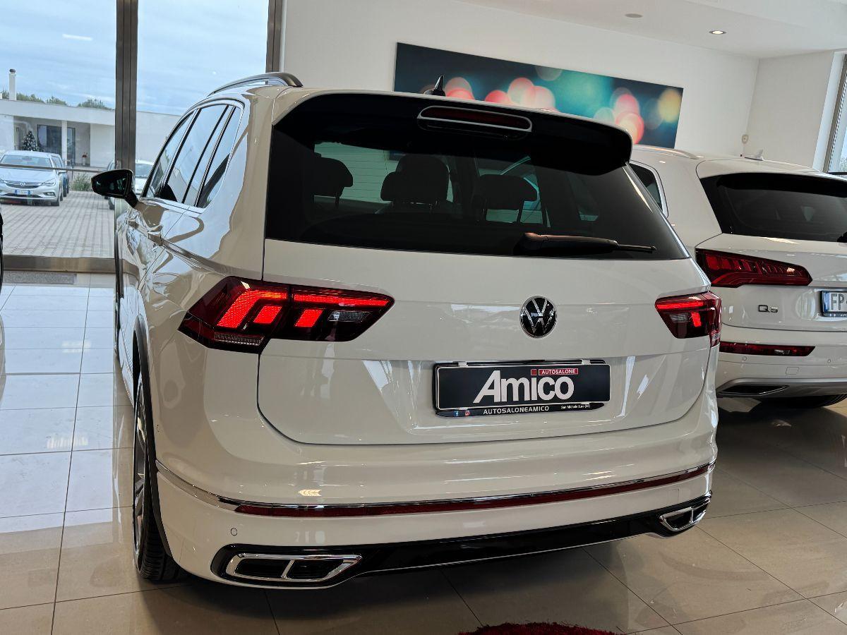 VOLKSWAGEN Tiguan 2.0 TDI DSG R-Line Luci Ambient