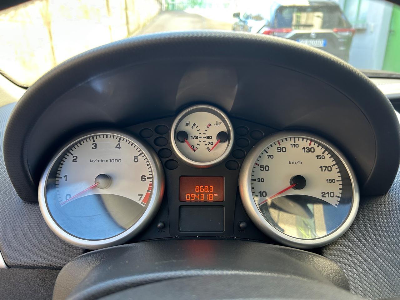 Peugeot 207 1.4 8V 75CV 3p. Energie Sport