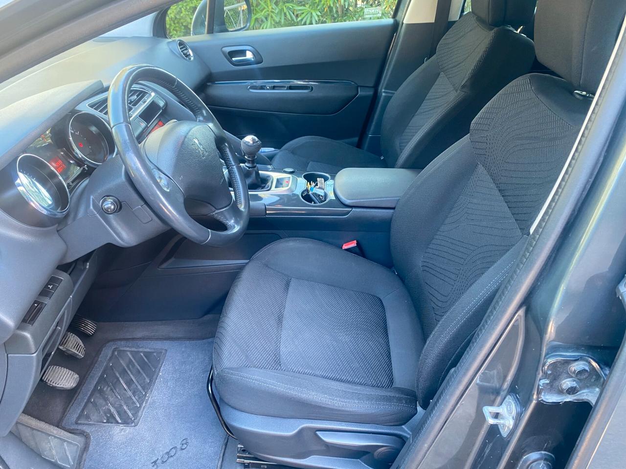 Peugeot 3008 1.6 HDi 110CV Business