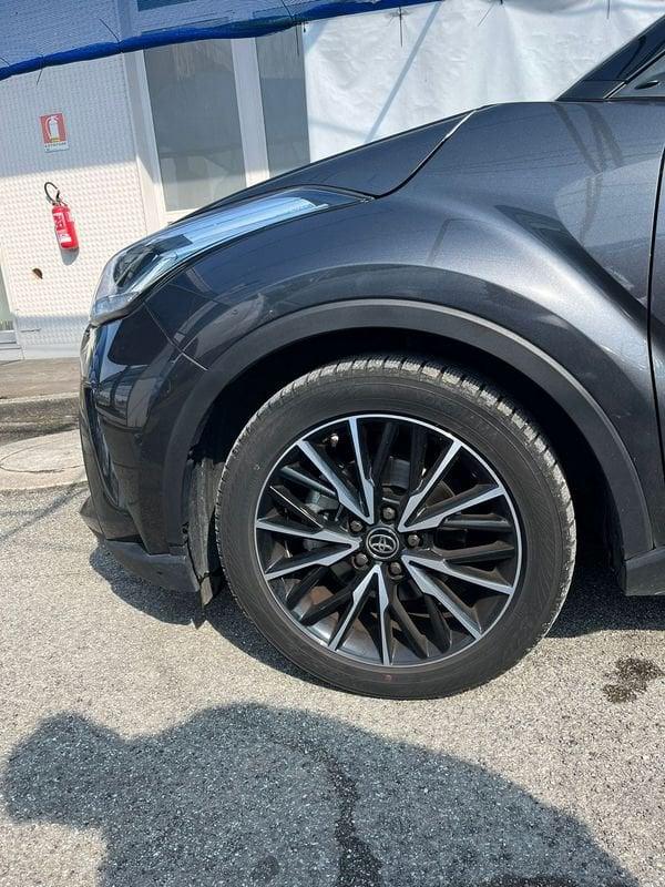 Toyota C-HR C-HR 2.0 Hybrid E-CVT Trend