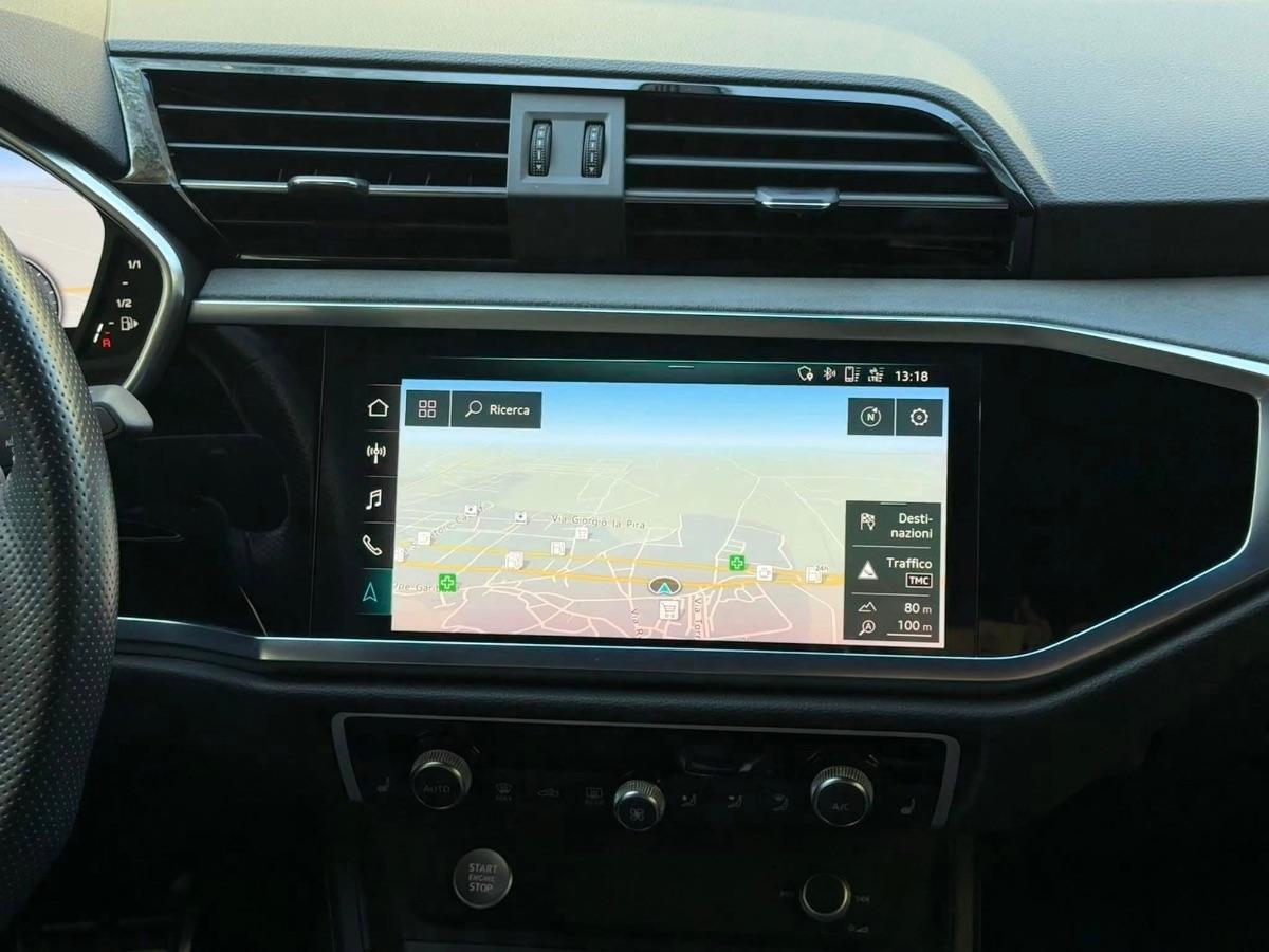 Audi Q3 Sportback 35TDI S-line Identity Black 150CV