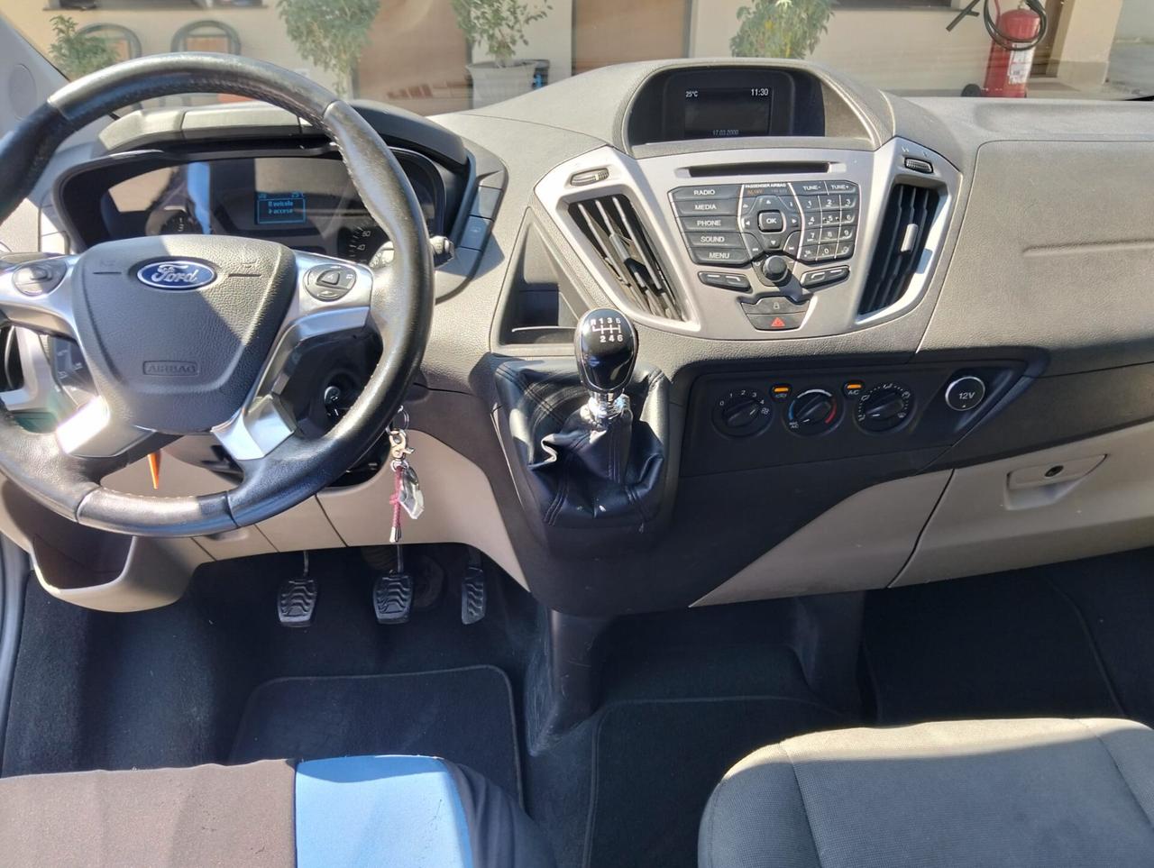 Ford Tourneo Custom 2.0 TDCi 130cv 2016