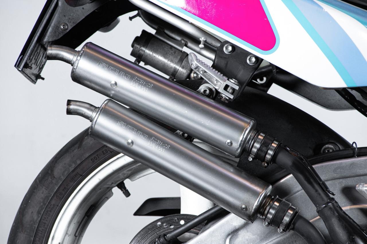 Suzuki RGV 250 GAMMA- 1992