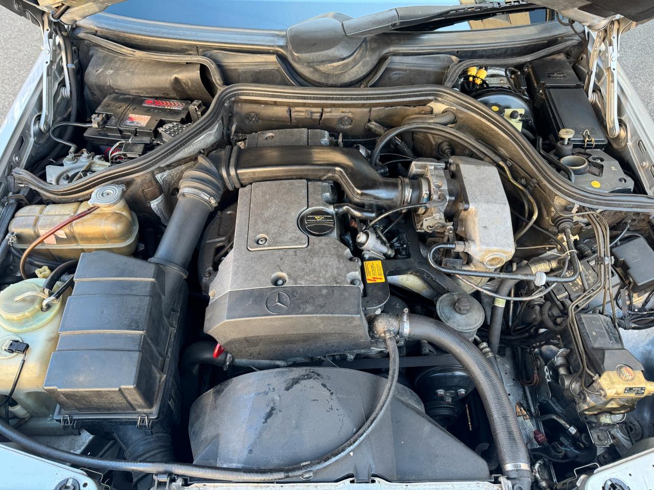 Mercedes-benz E-Series E 200 cabrio