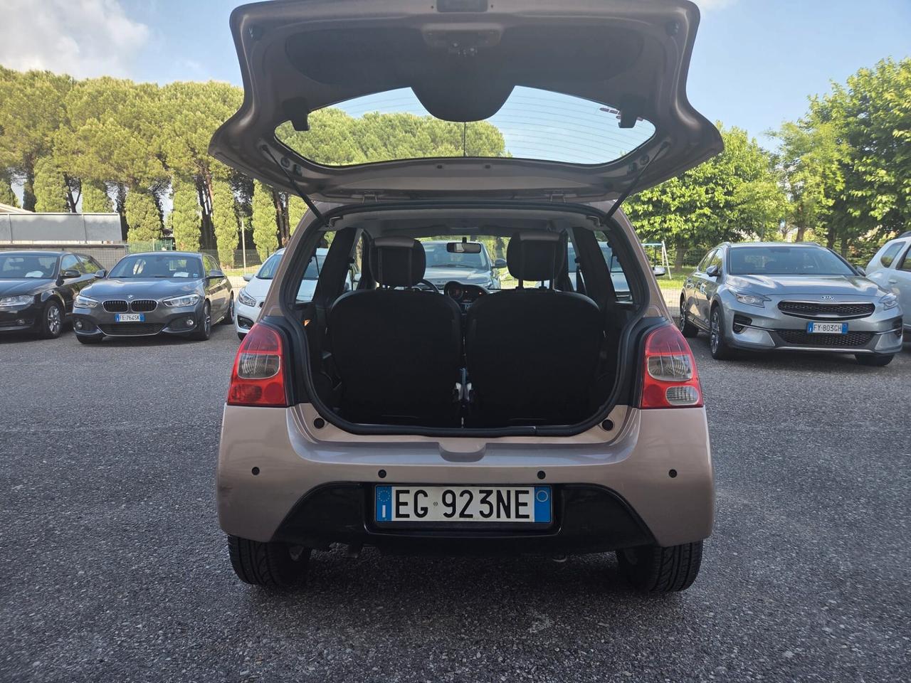 Renault Twingo 1.2 16V LEV Miss Sixty