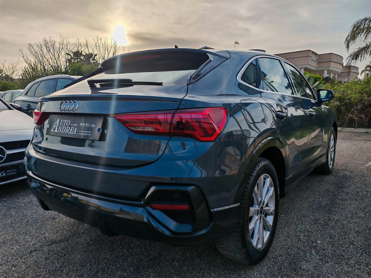 Audi Q3 SPB 35 2.0TDI 150Cv Full optional 2021