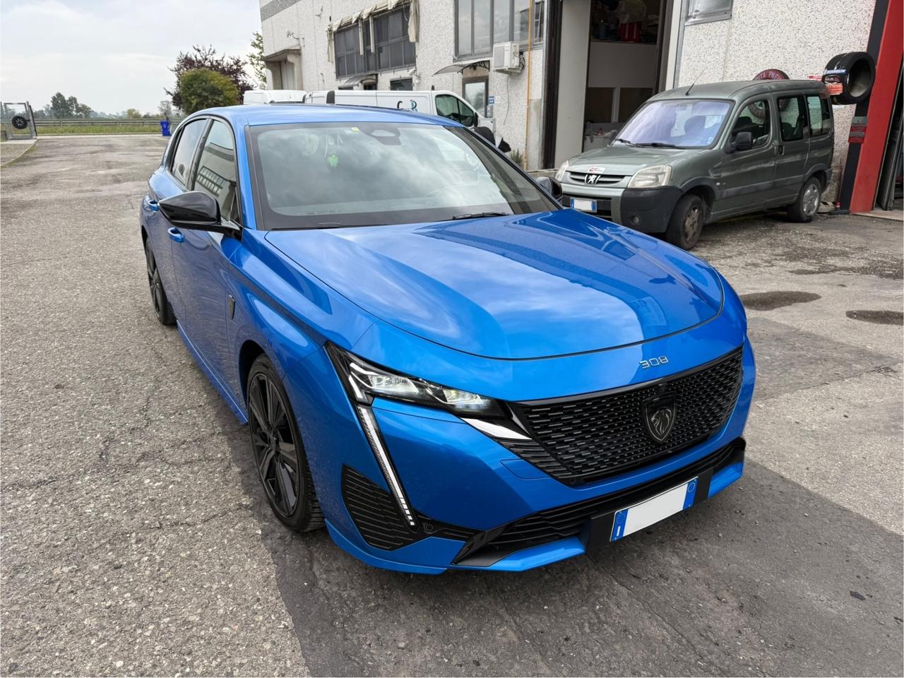 Peugeot 308 Plug-in Hybrid 180 e-EAT8 GT Pack