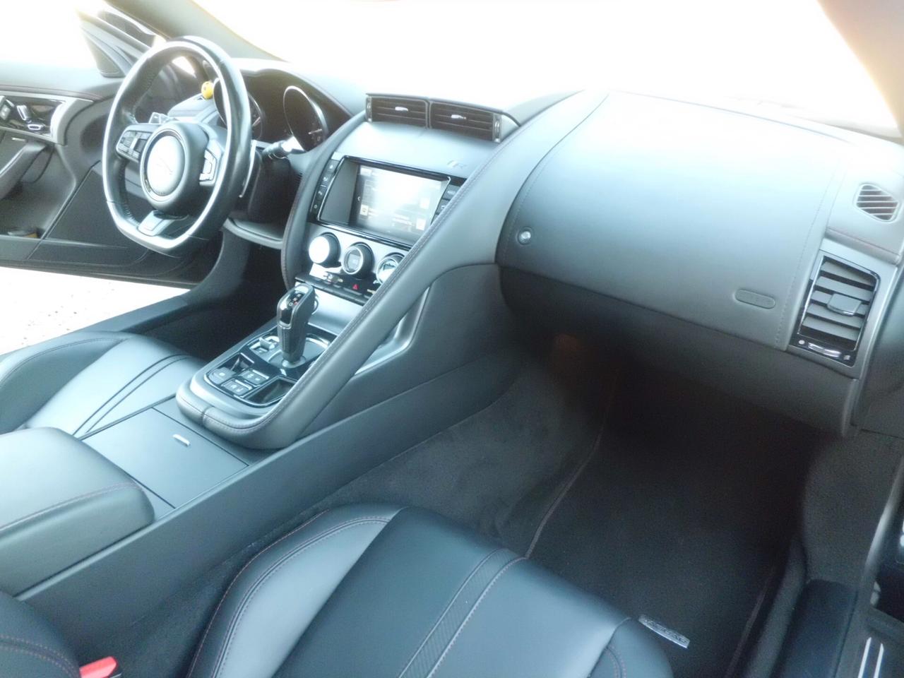 Jaguar F-Type 5.0 V8 aut. AWD Coupé R