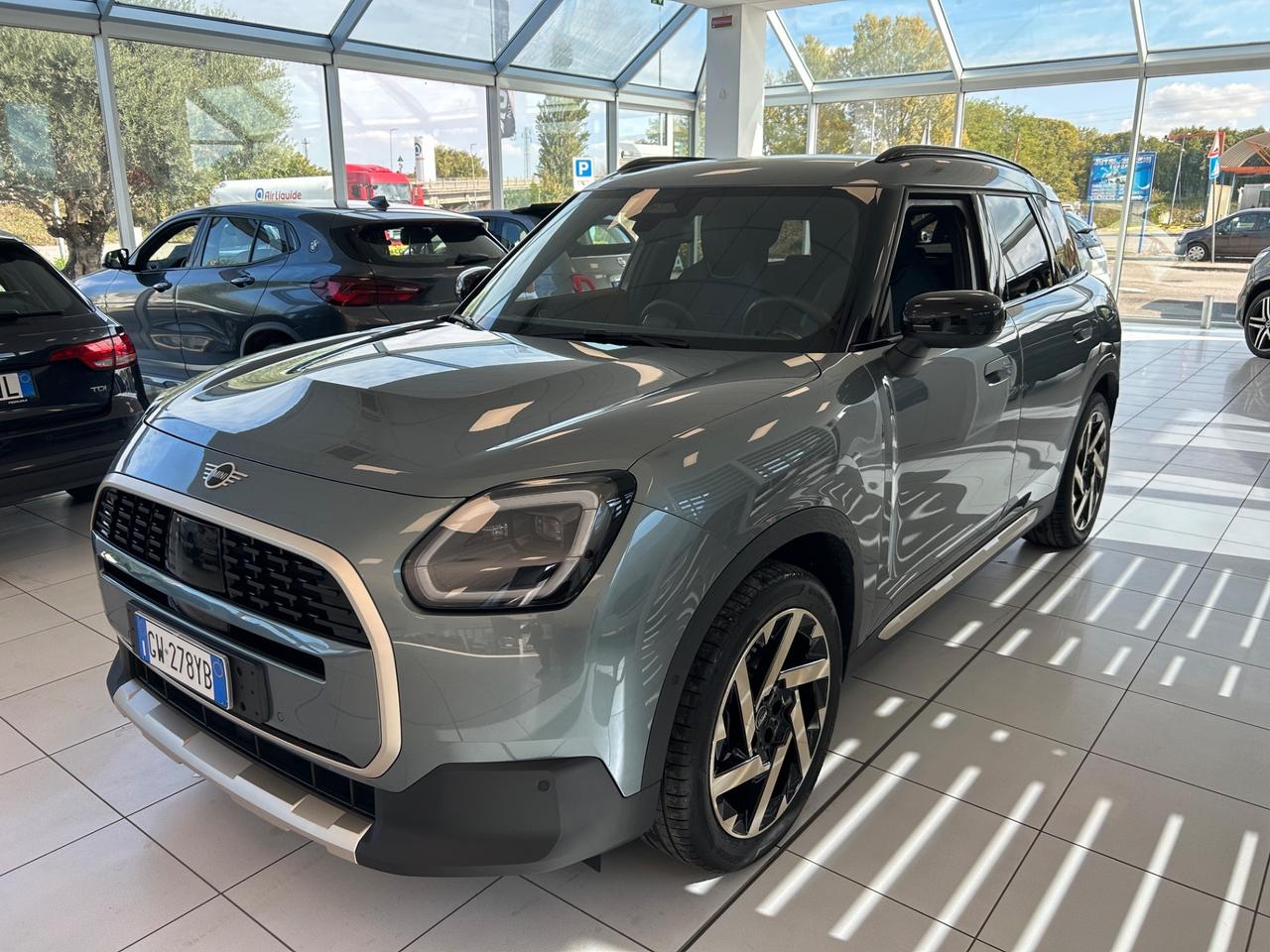 Mini Cooper Countryman C Favoured Auto