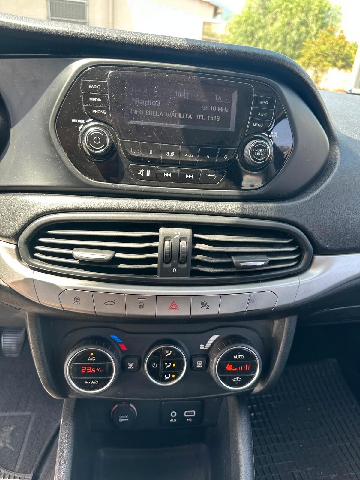 Fiat Tipo 1.3 Mjt 4 porte Lounge-11/2016