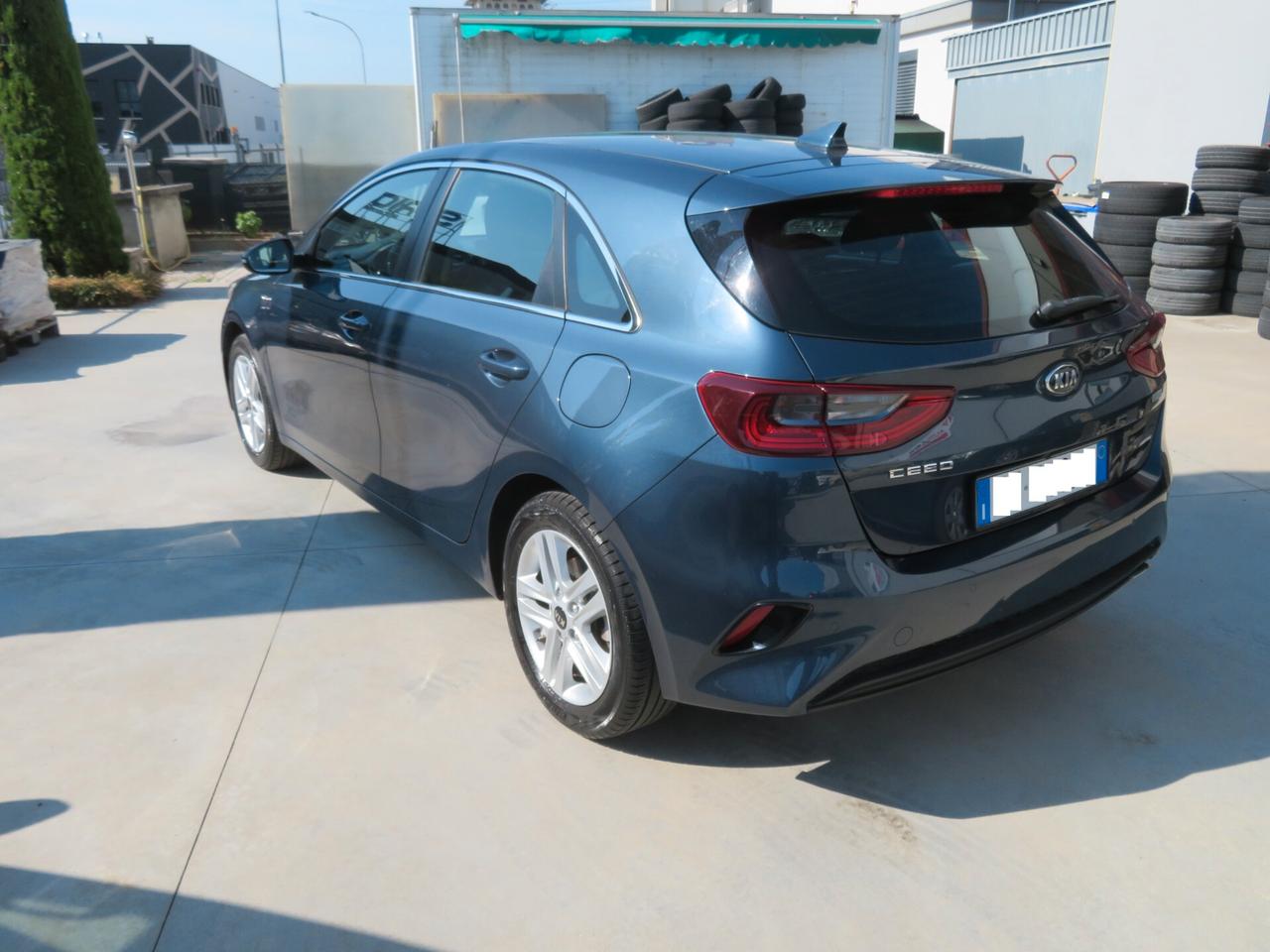 Kia Ceed 1.4 MPi GPL SW Business Class