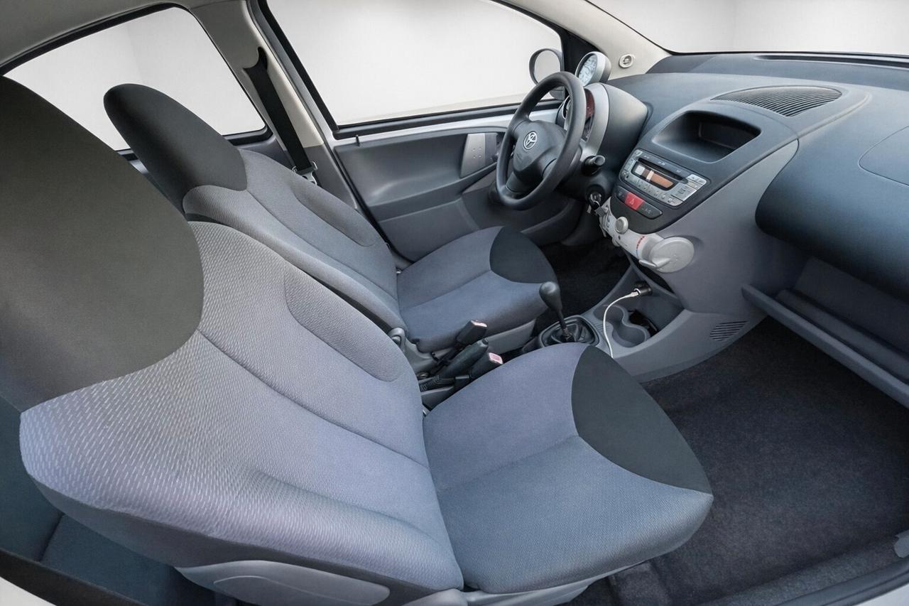 Toyota Aygo 2006 1.0 12V VVT-i 5 porte Sol BLUETOOTH KM CERTIFICATI NEOPATENTATI