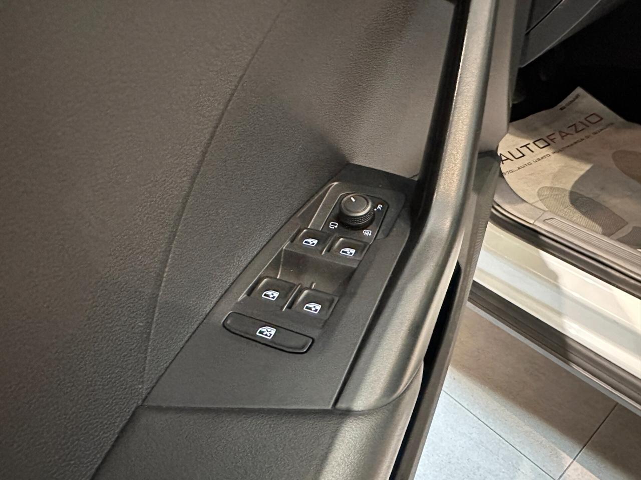 Volkswagen T-Cross 1.0 TSI Style