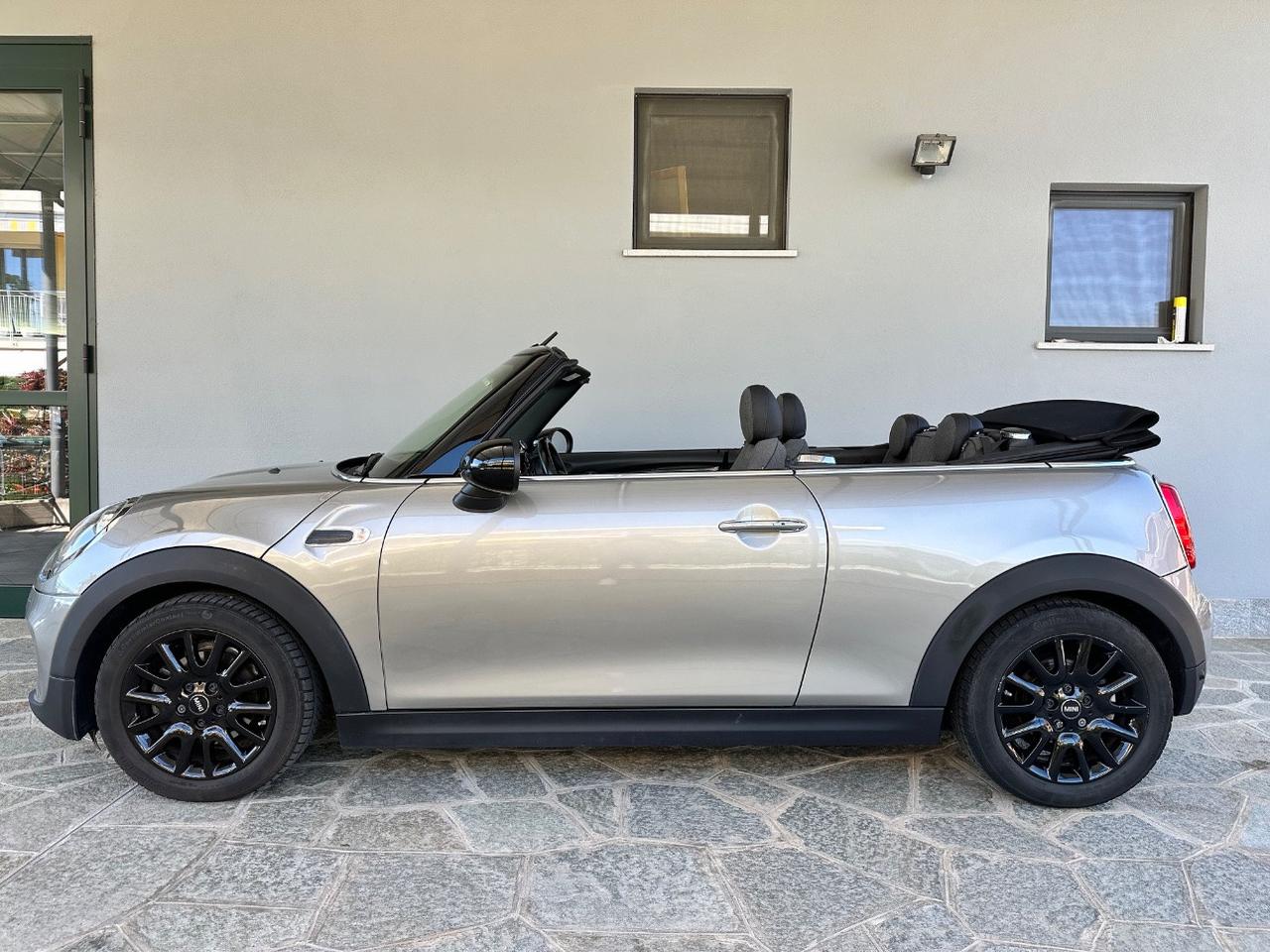 Mini Cabrio Cooper D 1.5 Twin Power Turbo DCT