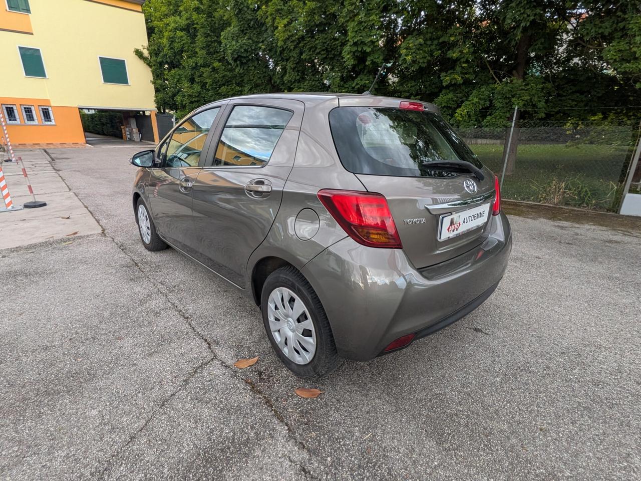 Toyota Yaris 1.0 5 porte Active