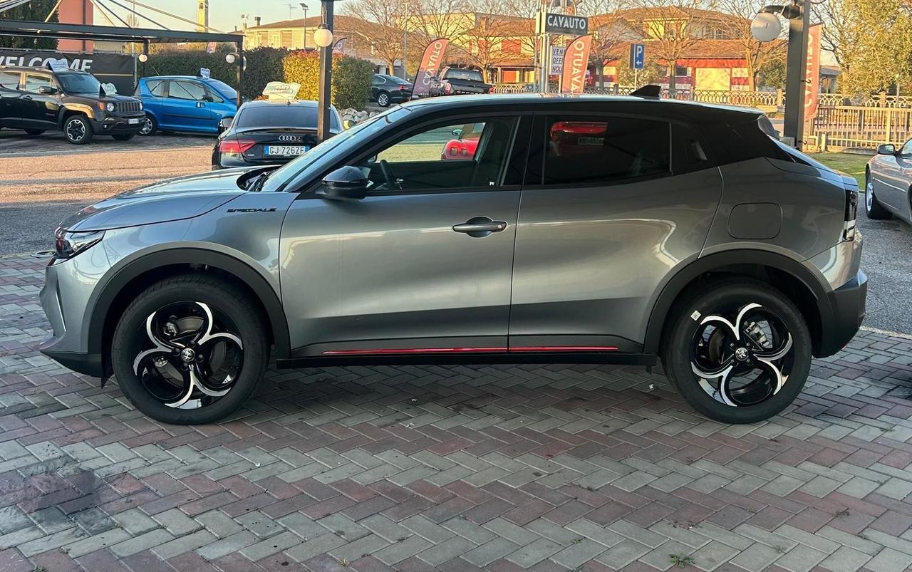 Alfa Romeo Junior 1.2 136 CV Hybrid eDCT6 Speciale