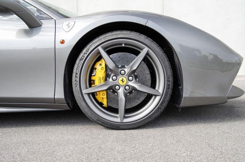 Ferrari 488 GTB full carbonio