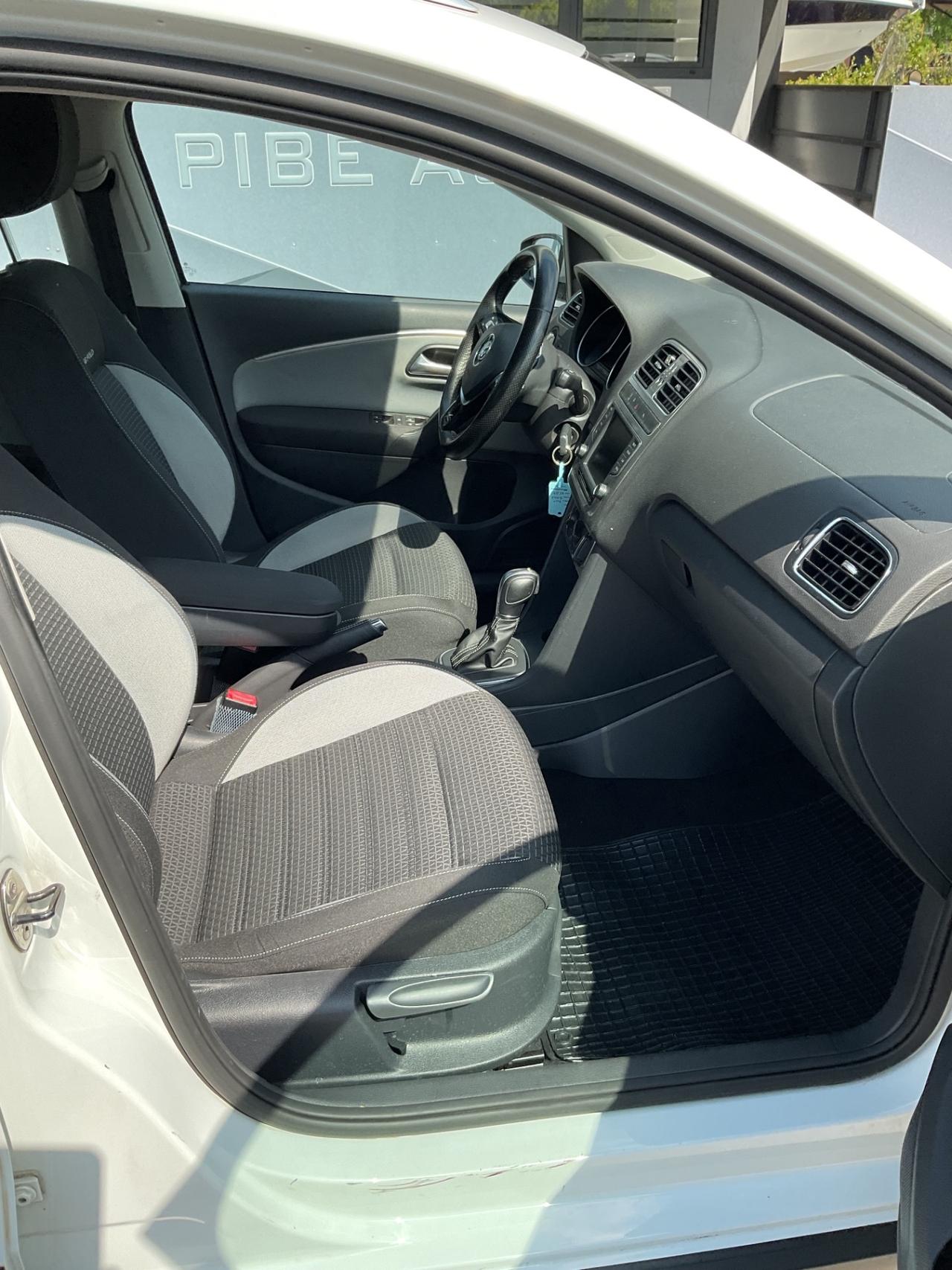 Volkswagen Polo Cross 1.4 TDI 90 CV DSG 5p.