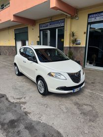 Lancia Ypsilon 0.9 TwinAir 85 CV 5 porte Metano Ecochic Gold