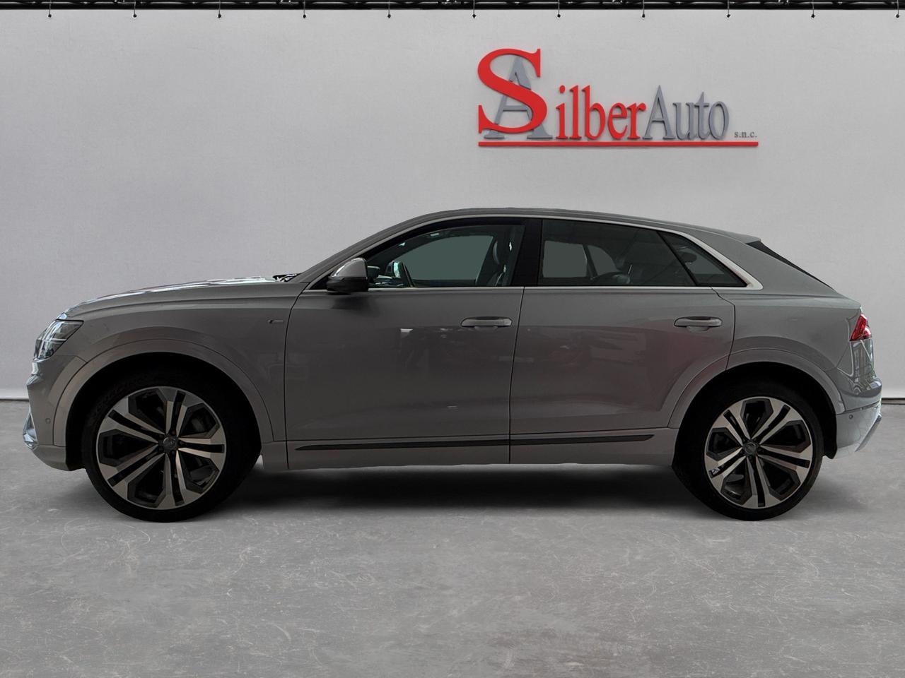 Audi Q8 55 3.0 TFSI MHEV Sport S-LINE Quattro Tiptronic"FARI MATRIX"